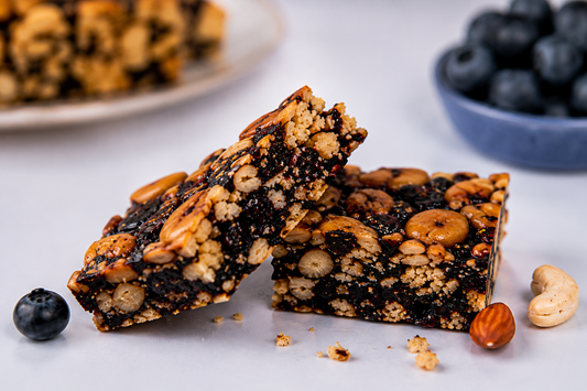 Blueberry Delight – Premium Nut & Berry Bites