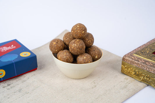 Gondh Laddu